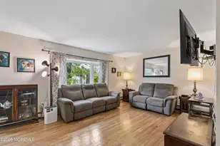 533 Sydney Ave, Union Beach, NJ 07735 - Photo 8