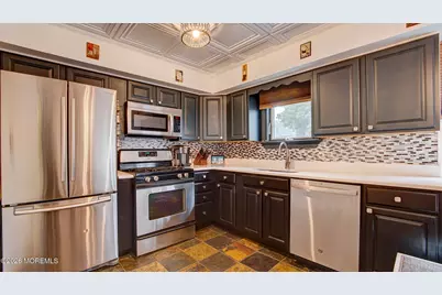 39 Joyce Place, Sayreville, NJ 08859 - Photo 4