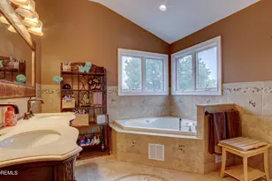 39 Joyce Pl, Sayreville, NJ 08859 - Photo 20