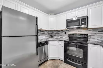 87 Arrowood Road #E, Manalapan Township, NJ 07726 - Photo 10