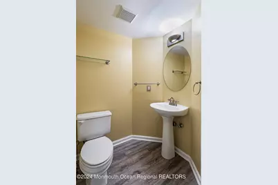 707 Hatchery Court, Freehold, NJ 07728 - Photo 14