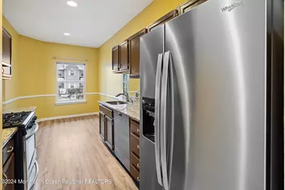 707 Hatchery Court, Freehold, NJ 07728 - Photo 8