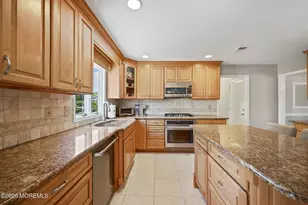 26 Miro Cir, Marlboro Township, NJ 07746 - Photo 30