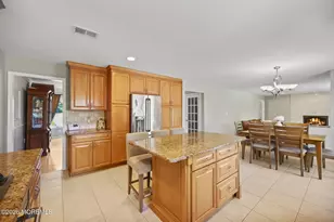 26 Miro Cir, Marlboro Township, NJ 07746 - Photo 28