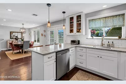 150 Maclura Plz Plaza #C, Monroe Township, NJ 08831 - Photo 18
