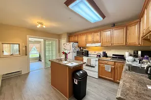 93 Halls Croft Rd, Freehold, NJ 07728 - Photo 6
