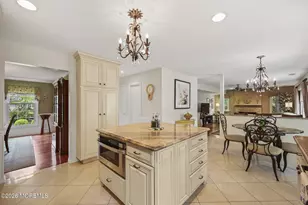 6 Robbie Ct, Morganville, NJ 07751 - Photo 24