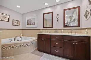 6 Robbie Ct, Morganville, NJ 07751 - Photo 40