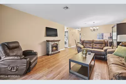 220 Medford Court #C, Manalapan Township, NJ 07726 - Photo 12