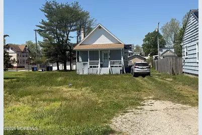 209 Chicago Avenue, Egg Harbor City, NJ 08215 - Photo 2