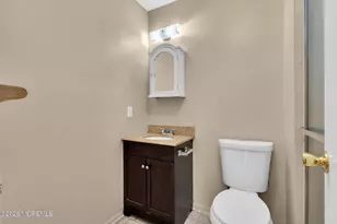 1806 Huntingdon, Gloucester Township, NJ 08030 - Photo 18