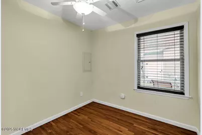 304 1/2 13th Avenue #Back House, Belmar, NJ 07719 - Photo 16