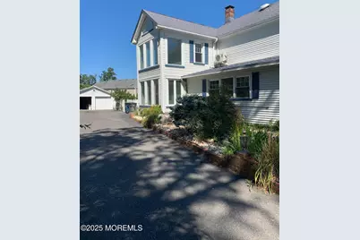 421 W Lincoln Avenue, Oakhurst, NJ 07755 - Photo 14