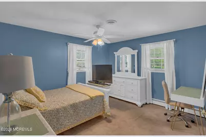 121 Brittany Drive, Freehold, NJ 07728 - Photo 22