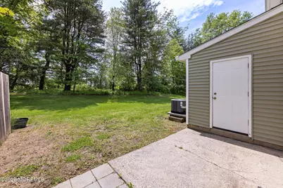 39 Oak Lane, Eatontown, NJ 07724 - Photo 28