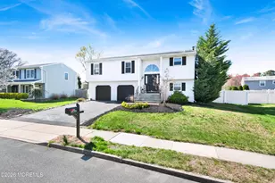 19 Peachstone Rd, Howell Township, NJ 07731 - Photo 2