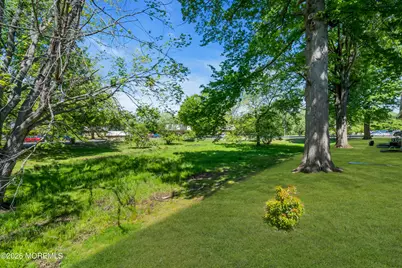 96 White Street #D, Eatontown, NJ 07724 - Photo 28