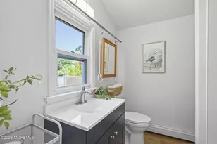 310 E Rd, Belford, NJ 07718 - Photo 8