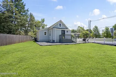 310 East Road, Belford, NJ 07718 - Photo 28