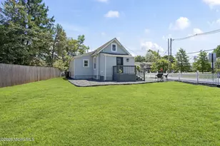 310 E Rd, Belford, NJ 07718 - Photo 28