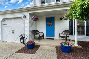 57 Concord Cir, Howell Township, NJ 07731 - Photo 4