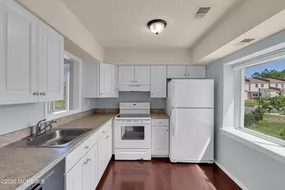 2 Foxwood Court, Brick, NJ 08724 - Photo 6