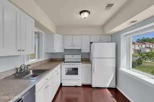 2 Foxwood Ct, Brick, NJ 08724 - Photo 6