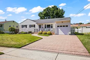 29 Surrey Dr, Hamilton Square, NJ 08690 - Photo 48