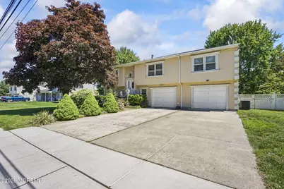 440 Smith Court, Cliffwood, NJ 07721 - Photo 2
