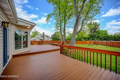 40 Woodstock Place, Freehold, NJ 07728 - Photo 18