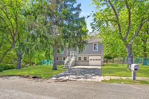 710 Reef Dr, Neptune Township, NJ 07753 - Photo 48