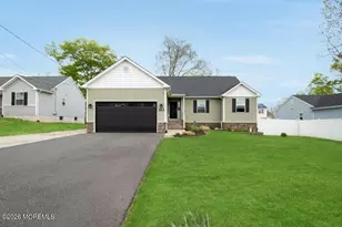 503 Lighthouse Dr, Manahawkin, NJ 08050 - Photo 1