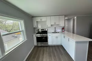 43 Parker St, Freehold, NJ 07728 - Photo 8