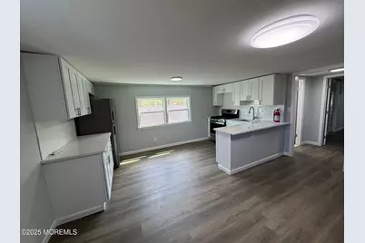 43 Parker Street #B, Freehold, NJ 07728 - Photo 10