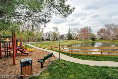 7 Harbor Bay Circle, Laurence Harbor, NJ 08879 - Photo 4