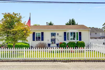 1145 Windward Avenue, Beachwood, NJ 08722 - Photo 1
