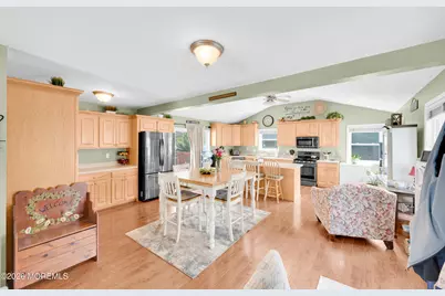 1145 Windward Avenue, Beachwood, NJ 08722 - Photo 8
