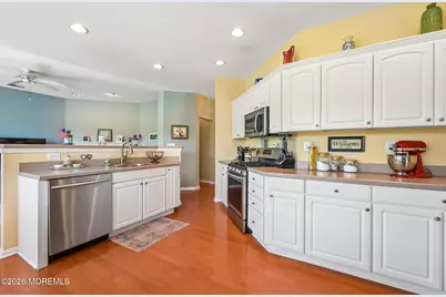 46 Baltusrol Drive, Manalapan Township, NJ 07726 - Photo 12