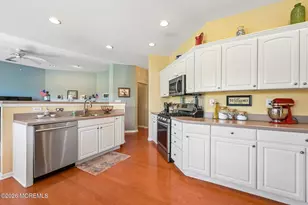 46 Baltusrol Dr, Manalapan Township, NJ 07726 - Photo 12