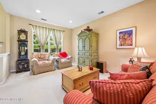46 Baltusrol Dr, Manalapan Township, NJ 07726 - Photo 6