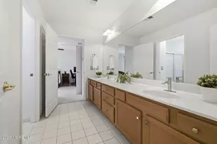 15 Ellis Ct, Morganville, NJ 07751 - Photo 40