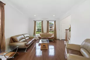 15 Ellis Ct, Morganville, NJ 07751 - Photo 10