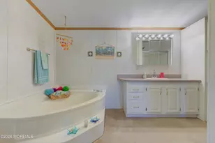 25 Village Rd, Morganville, NJ 07751 - Photo 20