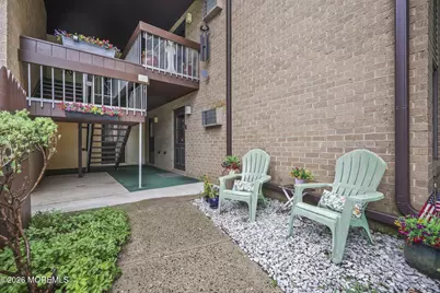 14 Pine Cluster Circle #D, Manalapan Township, NJ 07726 - Photo 4