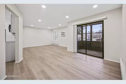 14 Pine Cluster Circle #D, Manalapan Township, NJ 07726 - Photo 12