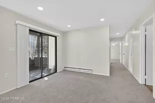 14 Pine Cluster Cir, Manalapan Township, NJ 07726 - Photo 10