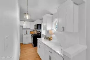 37 Bray Ave, North Middletown, NJ 07734 - Photo 2