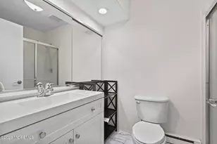 144 Cross Slope Ct, Manalapan Township, NJ 07726 - Photo 16