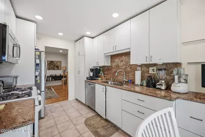 7 Kilmer Drive, Manalapan Township, NJ 07726 - Photo 10