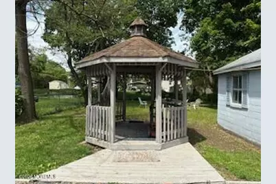 18 Station Street, Manalapan Township, NJ 07726 - Photo 2